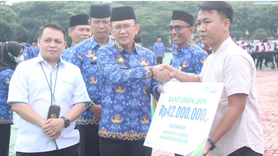 BPJAMSOSTEK Santuni Anggota Korpri Kabupaten Bekasi yang Meninggal