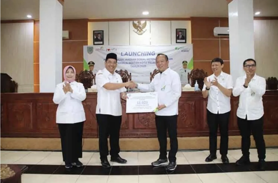 BPJS Ketenagakerjaan Jatim apresiasi perlindungan tenaga kerja rentan