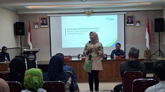 BPJS Ketenagakerjaan Sosialisasi di Pela Mampang, Ajak Ketua RT RW hingga FKDM Gabung Jadi Peserta