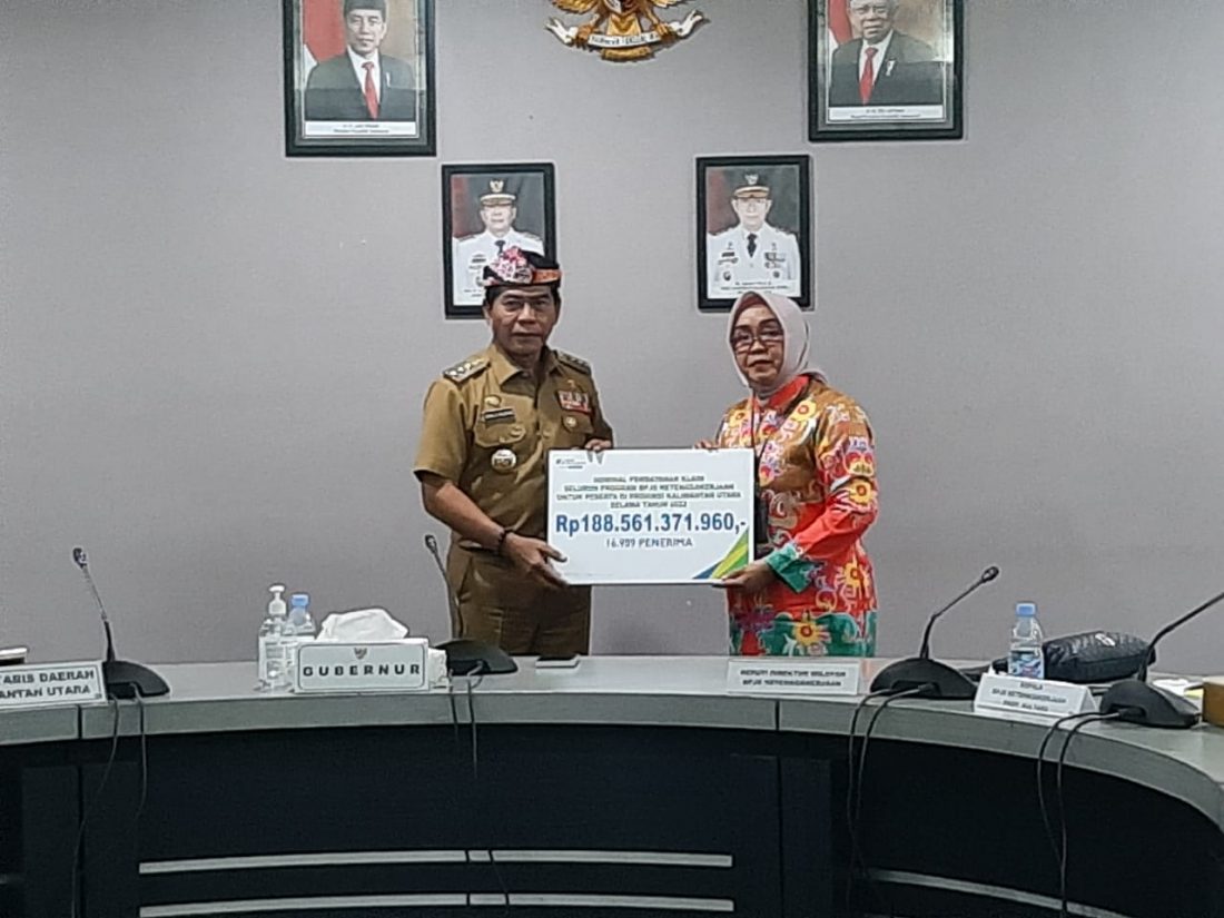 BPJAMSOSTEK Serahkan Klaim Kepada Masyarakat Sebanyak Rp 188 Miliar